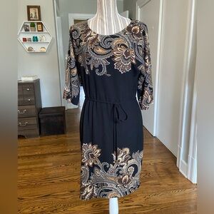 Sandra Darren Black and Brown Paisley 3/4 Sleeve Dress